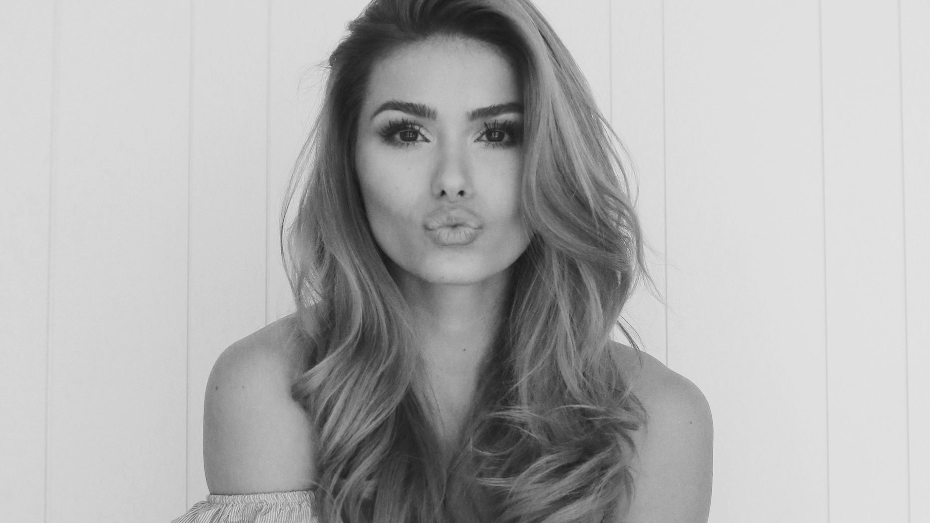 Pamstrong - a 12-week long fitness and nutrion plan by Pam